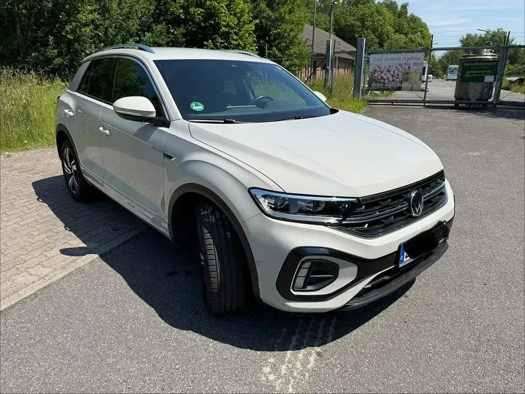Gebraucht VW T-Roc R-line 150 PS (110 kW) 2024 Grau SUV