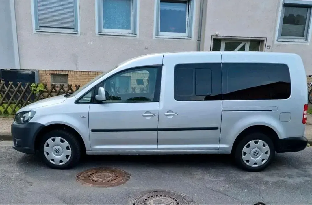 Gebraucht VW Caddy 102 PS (75 kW) 2015 Silber Van / Kleinbus