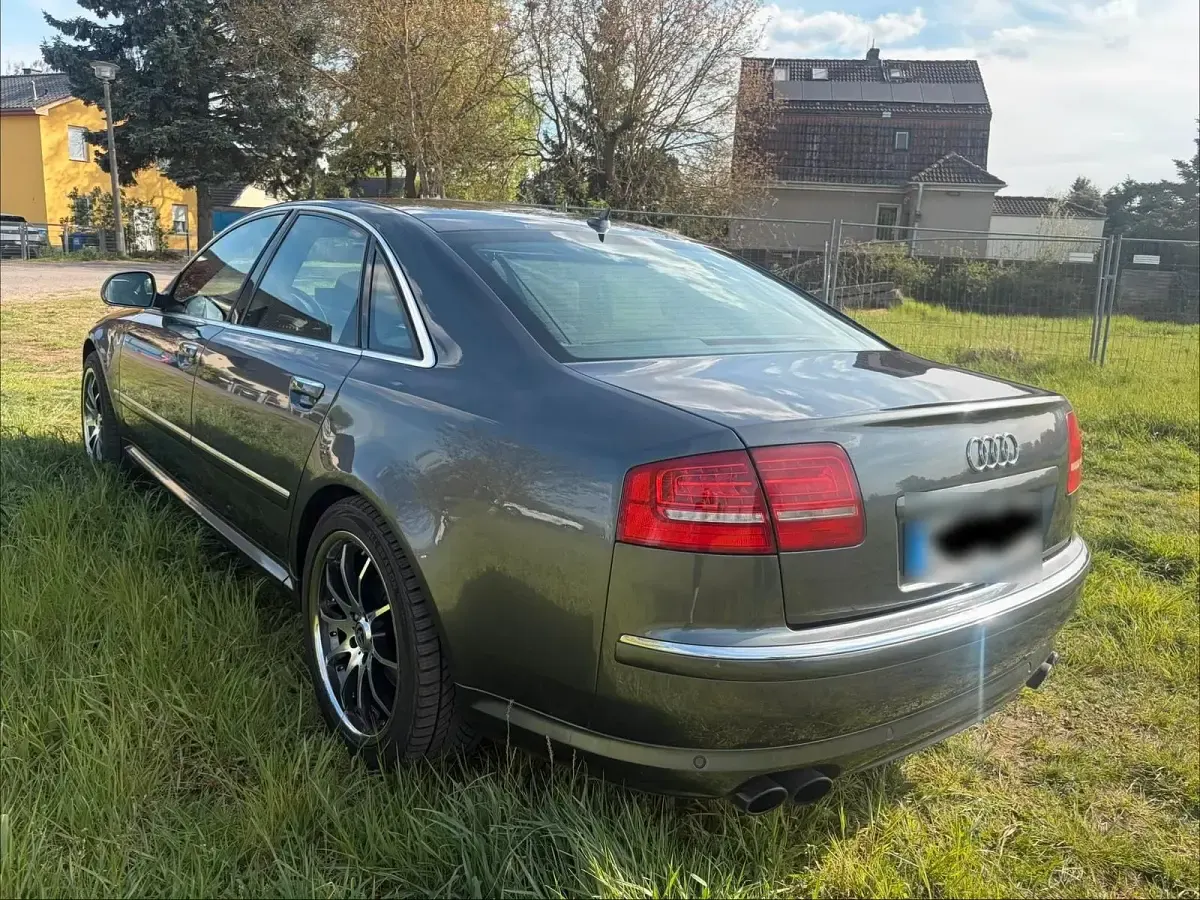 Gebraucht Audi A8 350 PS (257 kW) 2008 Grau Limousine