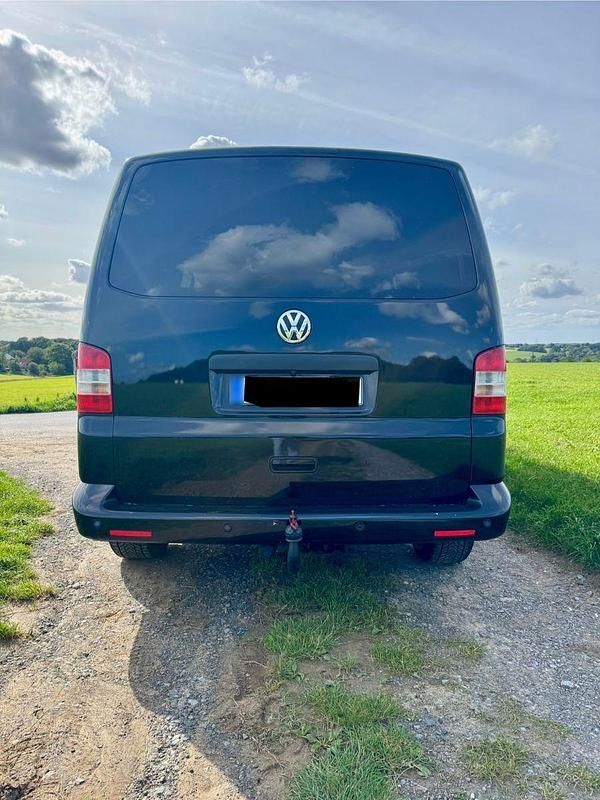 Gebraucht VW Transporter 140 PS (102 kW) 2011 Schwarz Van