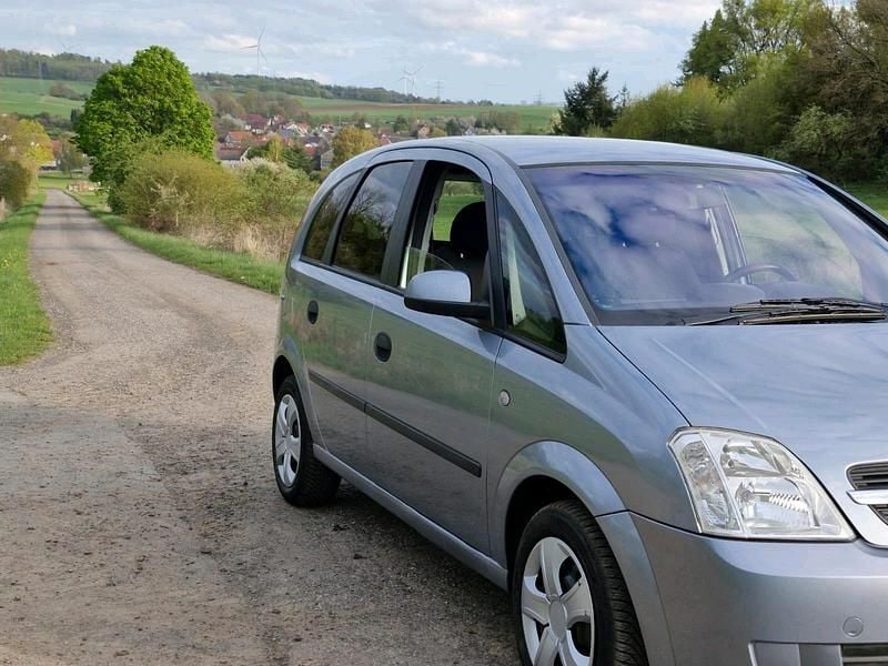 Second-hand Opel Meriva 105 CP (77 kW) 2004 Gri Monovolum
