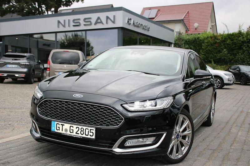 Schwarz Gebraucht 2016 Ford Mondeo Vignale Limousine | 17.990 € (Teuer) - Bild 1/4