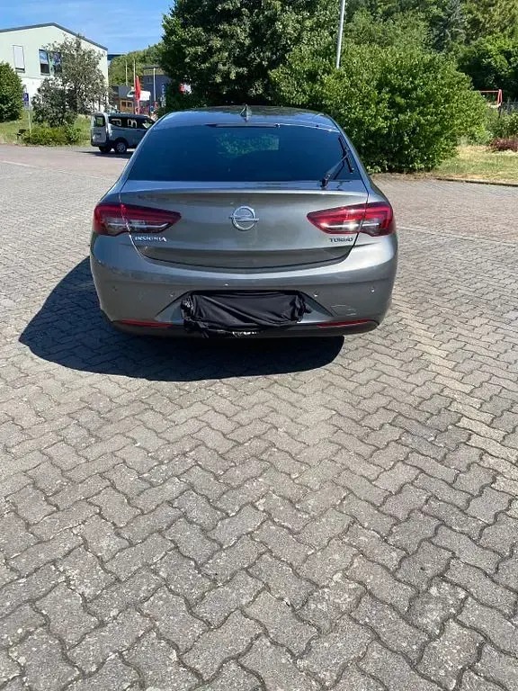 Gebraucht Opel Insignia Innovation 165 PS (121 kW) 2017 Grau Limousine