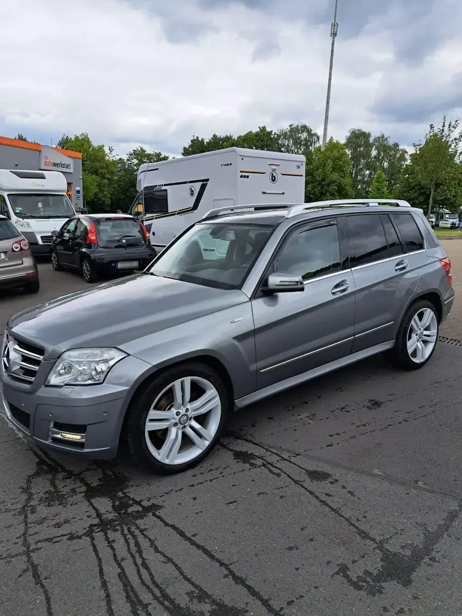 Gebraucht Mercedes GLK350 231 PS (169 kW) 2012 Grau SUV