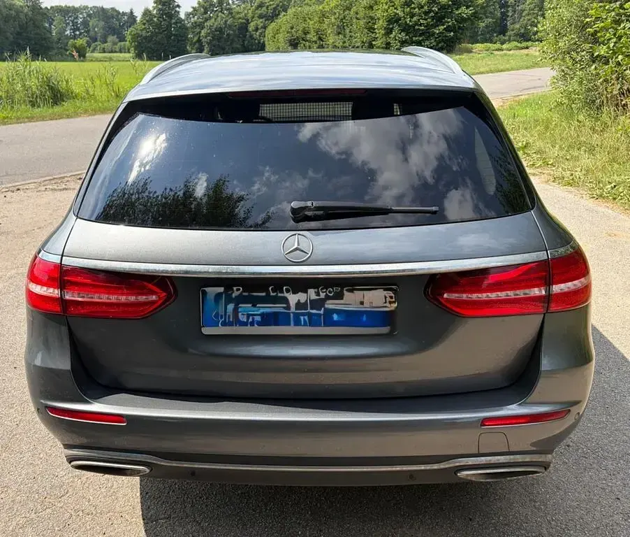 Gebraucht Mercedes 220 194 PS (142 kW) 2018 Grau Limousine