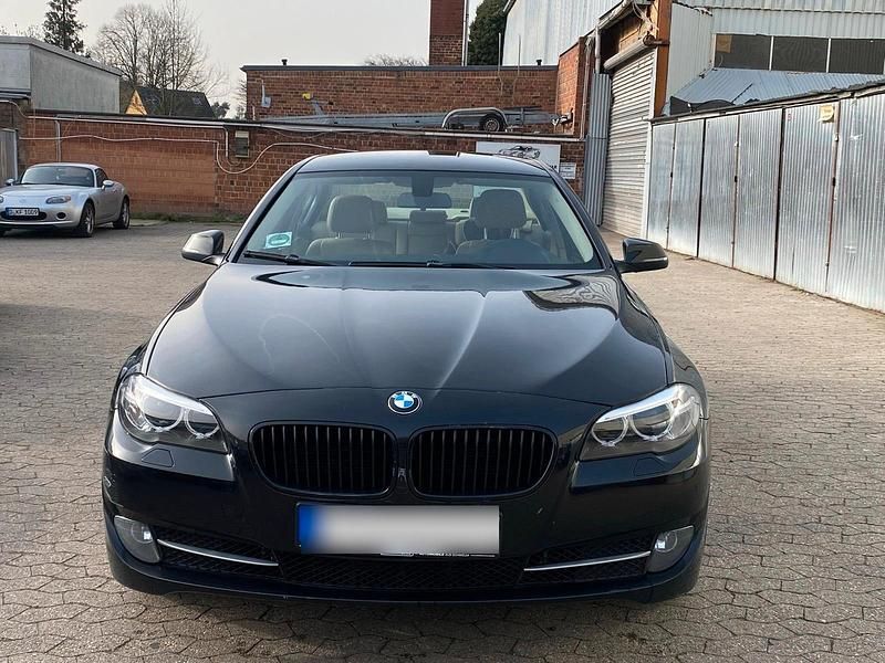 Gebraucht BMW 520 2014 Schwarz Limousine