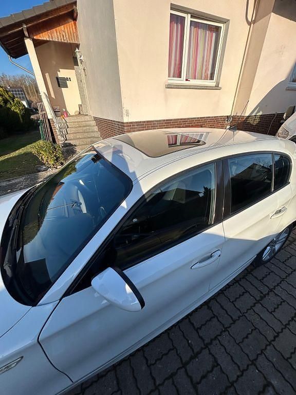 Gebraucht BMW 120 M Sport 170 PS (125 kW) 2008 Weiß Kleinwagen
