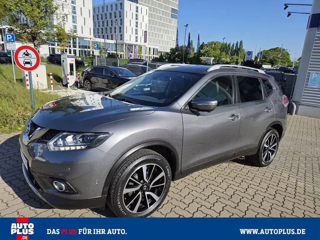 Gebraucht Nissan X-Trail Tekna 131 PS (96 kW) 2017 Grau SUV