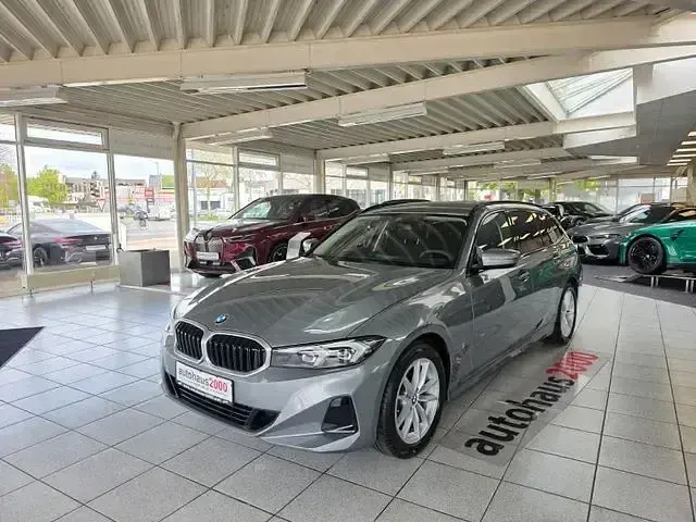 Gebraucht BMW 318 Shadowline 156 PS (114 kW) 2025 Grau Kombi