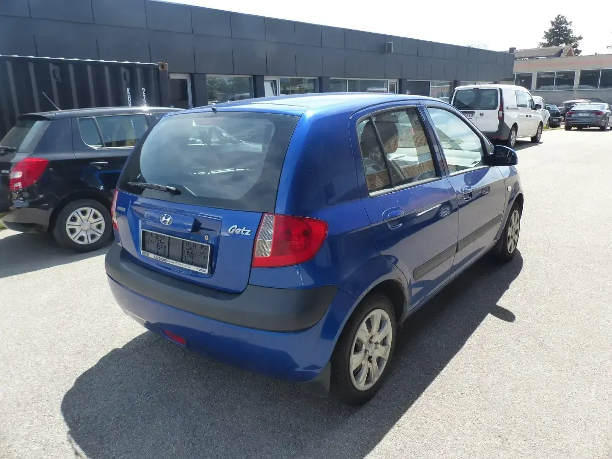 Gebraucht Hyundai Getz 67 PS (49 kW) 2009 Blau Kleinwagen