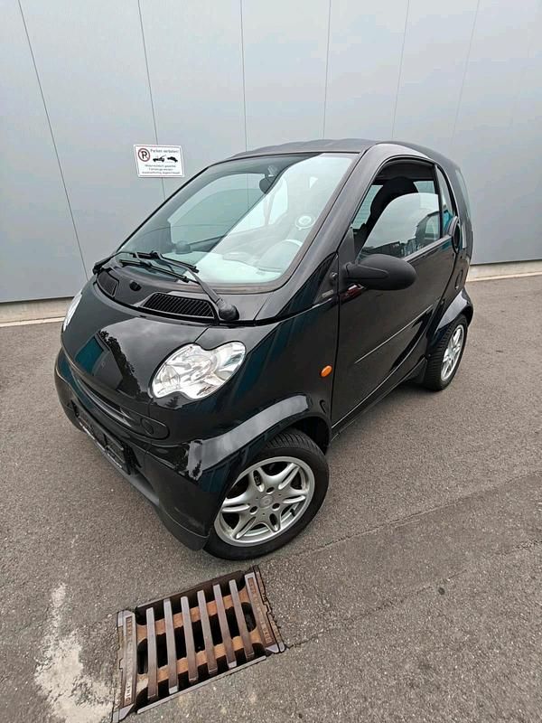 Schwarz Gebraucht 2006 Smart ForTwo Coupé Kleinwagen | 2.399 € (Fairer Preis) - Bild 1/4