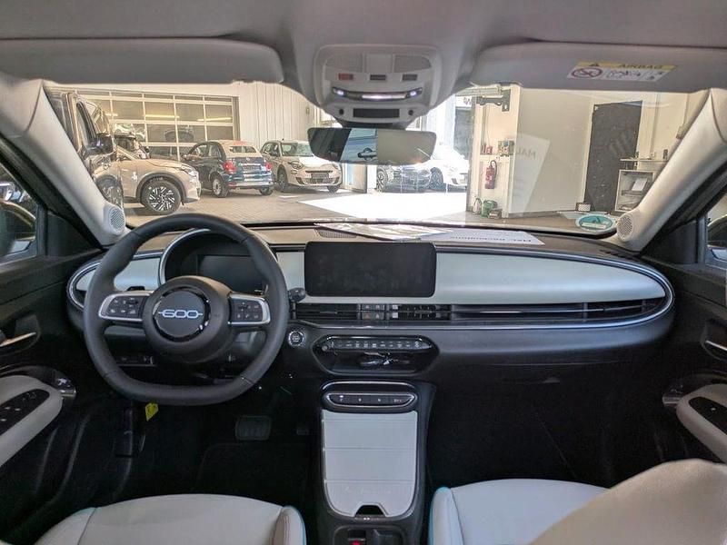 Gebraucht Fiat 600 La Prima 101 PS (74 kW) 2024 Grau SUV