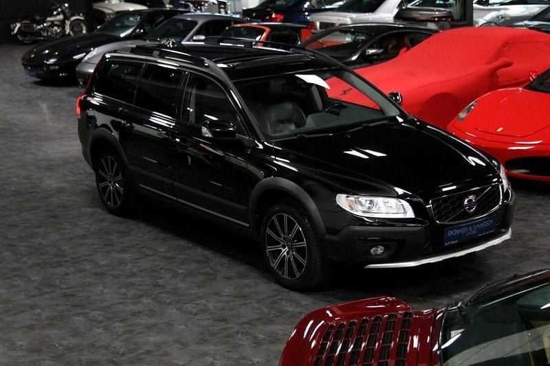 Gebraucht Volvo XC70 Business Edition 220 PS (161 kW) 2016 Schwarz Kombi