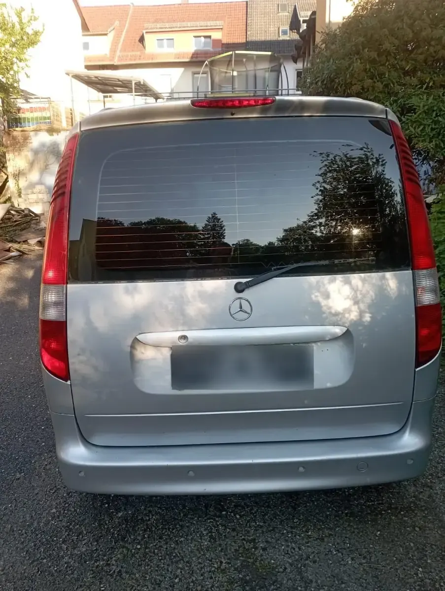 Gebraucht Mercedes Vaneo 112 PS (82 kW) 2002 Silber Van / Kleinbus
