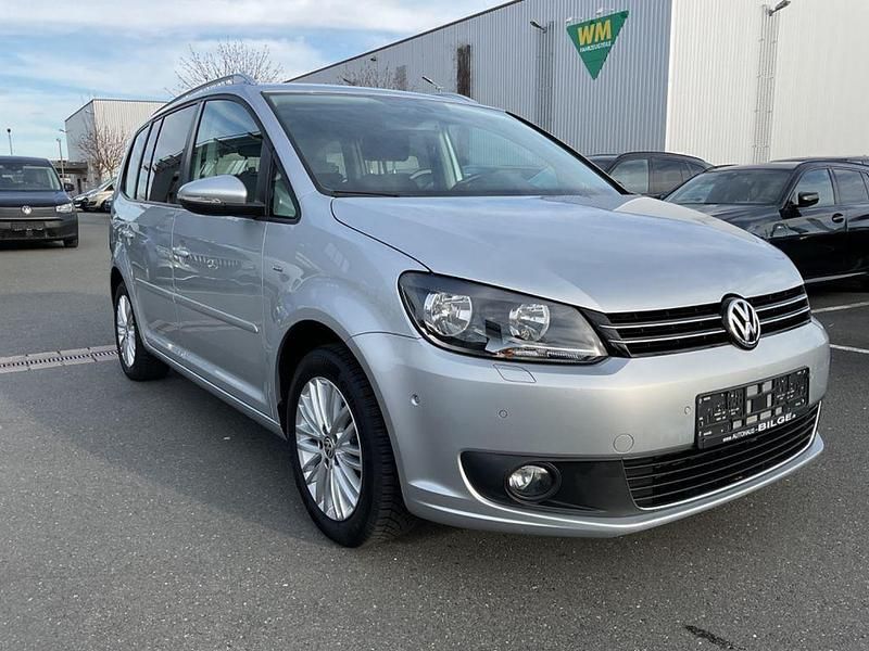 Gebraucht VW Touran Cup 140 PS (102 kW) 2014 Silber Van / Kleinbus