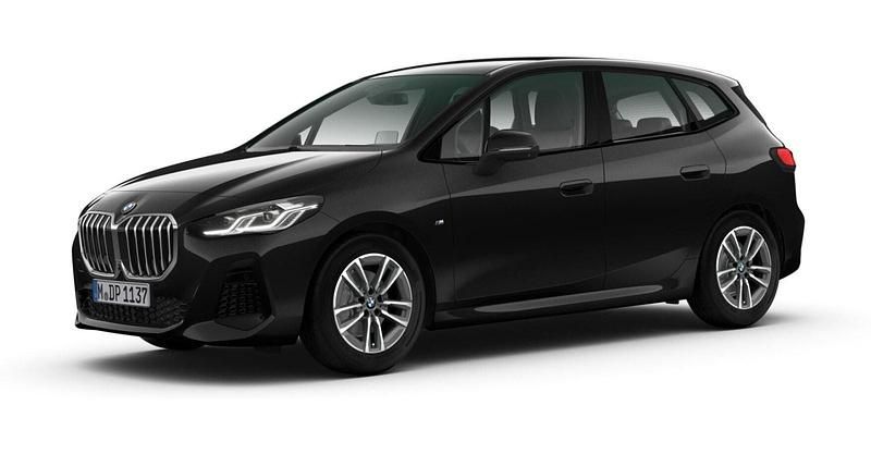 Schwarz Gebraucht 2025 BMW 220 Active Tourer Luxury Line Van / Kleinbus | 35.314 € (Fairer Preis) - Bild 1/4
