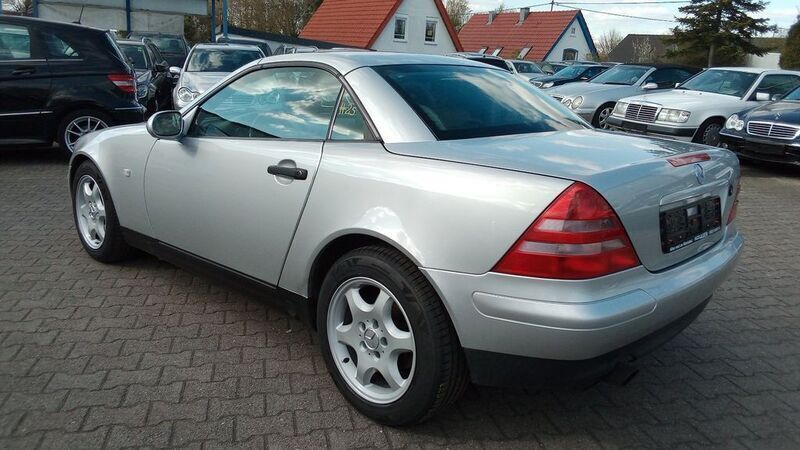 Gebraucht Mercedes SLK200 136 PS (100 kW) 1998 Silber Cabrio