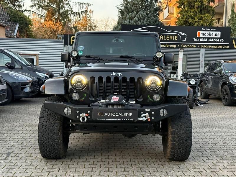 Gebraucht Jeep Wrangler Unlimited Sahara 200 PS (147 kW) 2014 Schwarz SUV