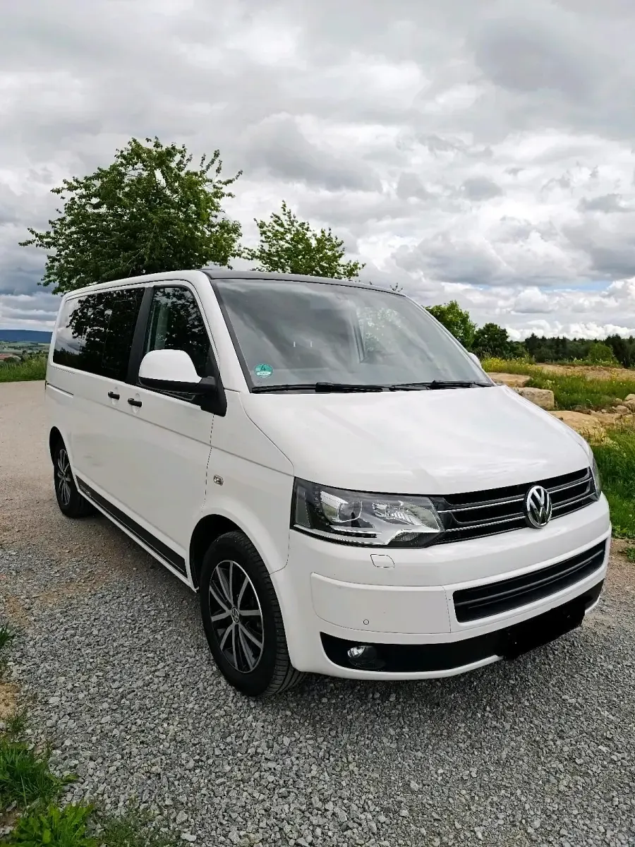 Gebraucht VW Multivan Edition 179 PS (131 kW) 2014 Weiß Van / Kleinbus