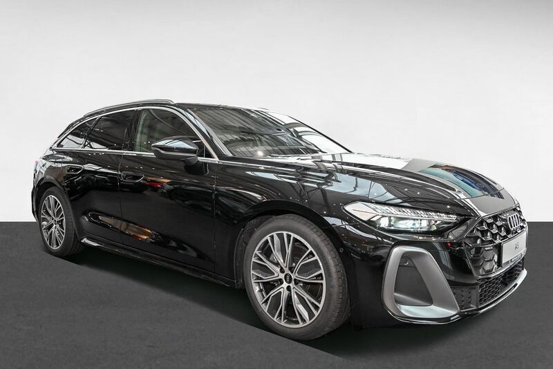 Gebraucht Audi A5 Ambiente 204 PS (150 kW) 2025 Mythosschwarz Coupé