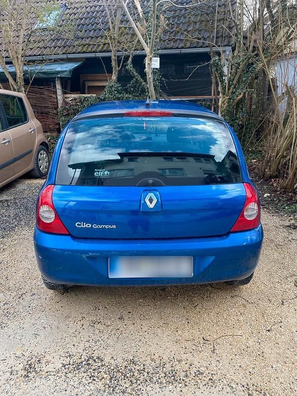 Gebraucht Renault Clio II 75 PS (55 kW) 2007 Blau Kleinwagen