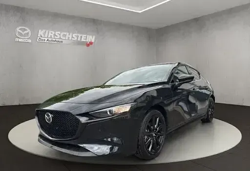 Nowe Mazda 3 Nagisa 186 KM (136 kW) 2025 Czarny Sedan/Limuzyna