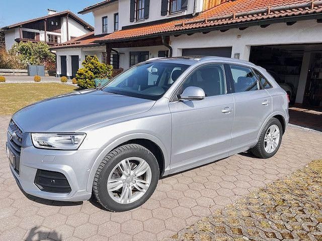 Gebraucht Audi Q3 Design 184 PS (135 kW) 2015 Silber SUV