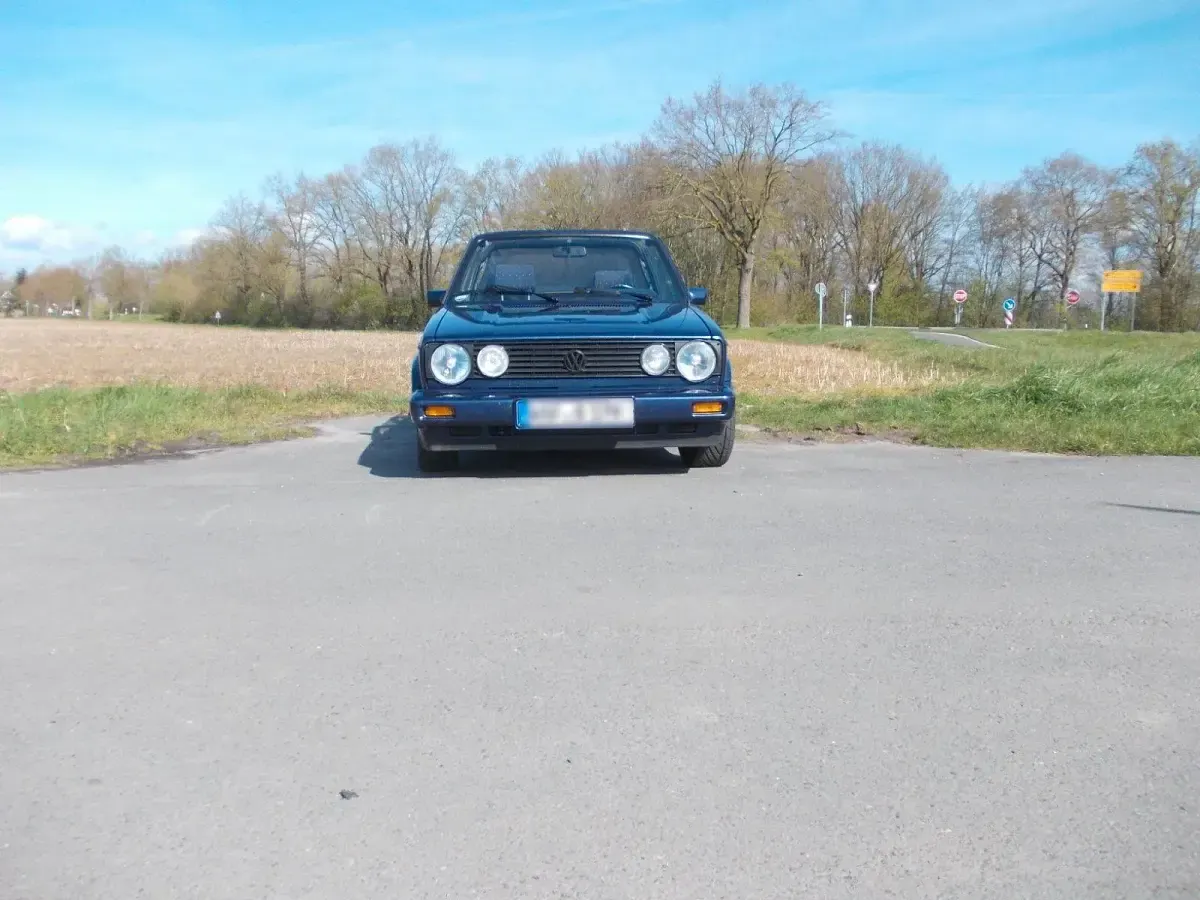 Gebraucht VW Golf Cabriolet 98 PS (72 kW) 1991 Blau Cabrio
