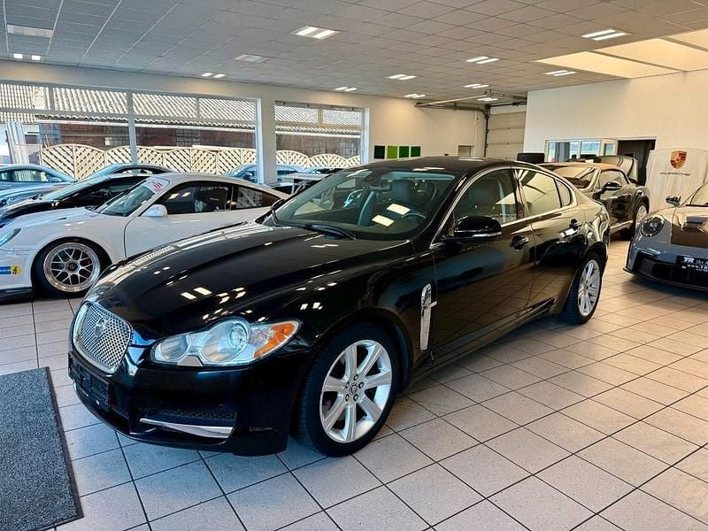 Gebraucht Jaguar XF 211 PS (155 kW) 2010 Schwarz Limousine