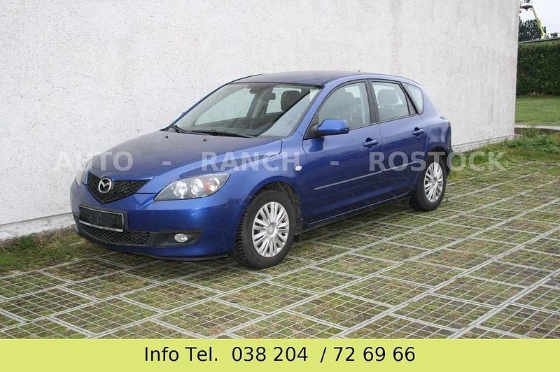 Usado Mazda 3 Active 105 HP (77 kW) 2007 Azul Sedan