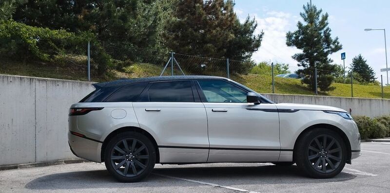 Gebraucht 2019 Land Rover Range Rover Velar S SUV | 35.400 € (Guter Preis) - Bild 1/4