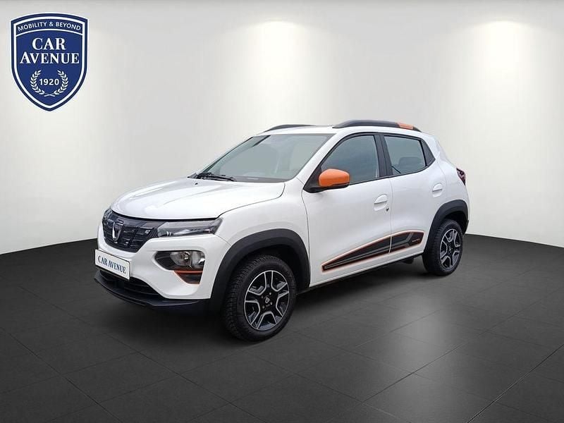 Weiß Gebraucht 2022 Dacia Spring Comfort Plus Kleinwagen | 9.700 € (Guter Preis) - Bild 1/4