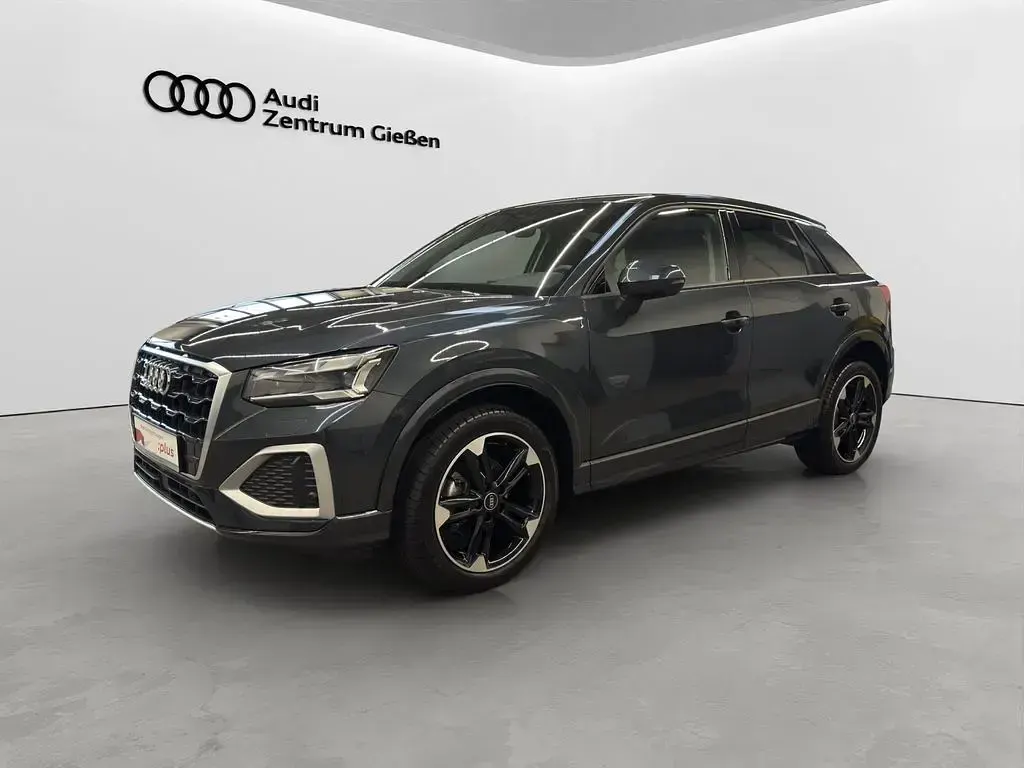 Gebraucht Audi Q2 Advanced 116 PS (85 kW) 2025 Manhattangrau metallic SUV
