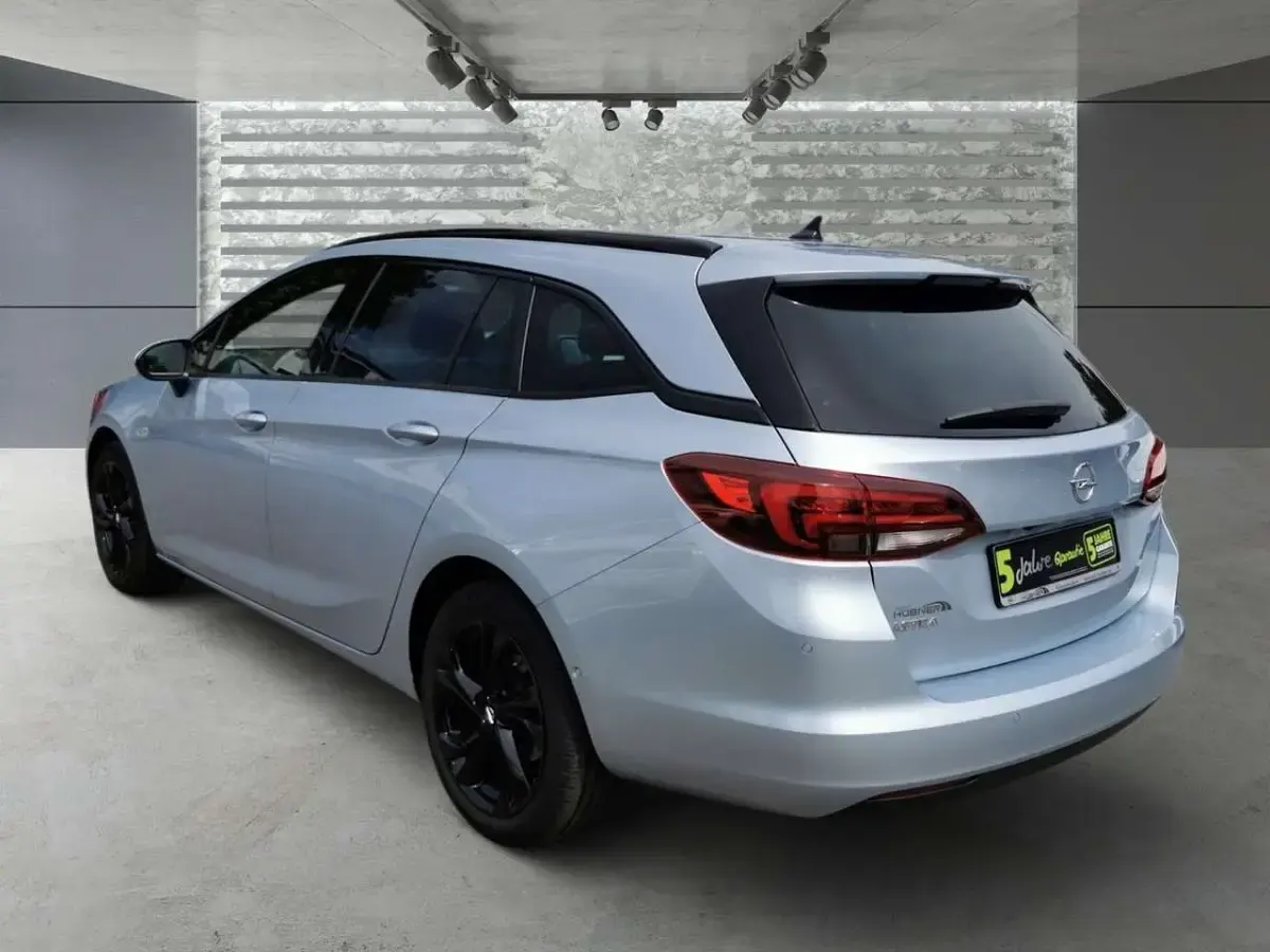 Gebraucht Opel Astra Ultimate 145 PS (106 kW) 2020 Diamant blaum2 / diam silb Kombi