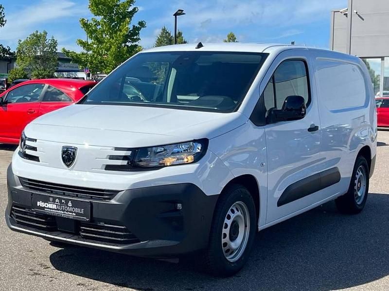 Neu Peugeot E-Partner 100 kW (136 PS) 2025 Van / Kleinbus