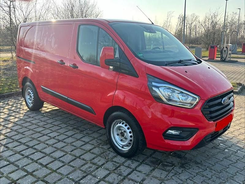 Gebraucht Ford Transit Custom 105 PS (77 kW) 2019 Rot Van / Kleinbus