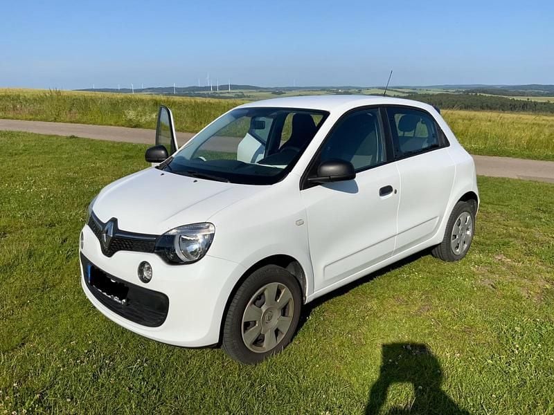 Weiß Gebraucht 2018 Renault Twingo Kleinwagen | 6.300 € (Superpreis) - Bild 1/4