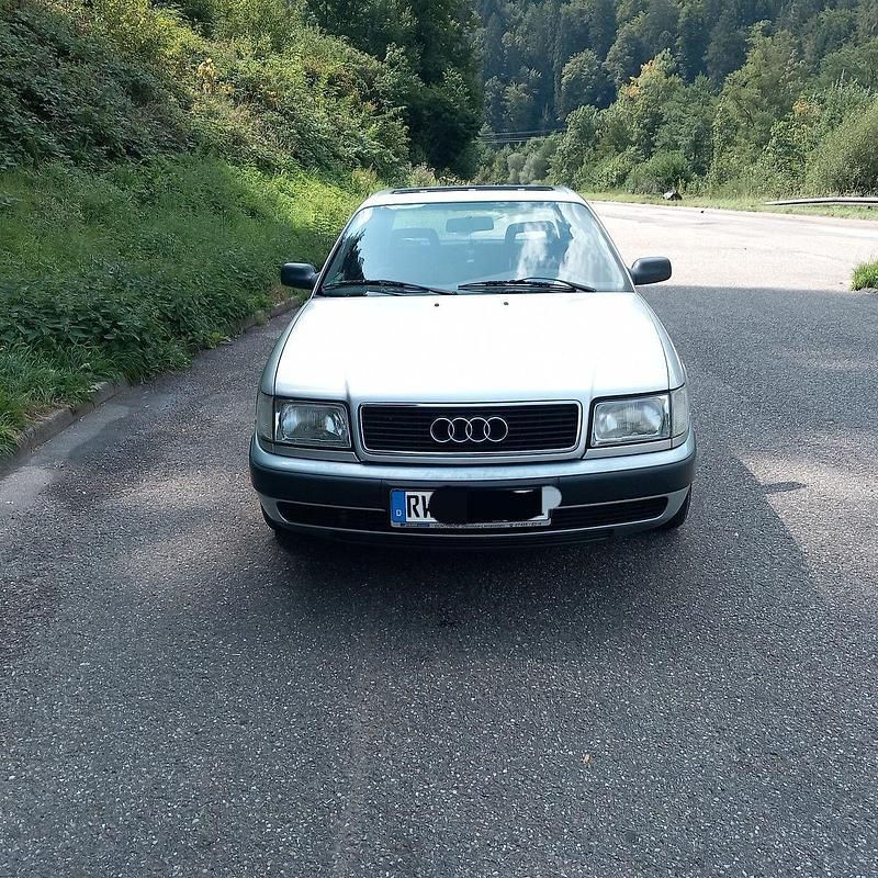 Grau Gebraucht 1991 Audi 100 Design Limousine | 4.500 € - Bild 1/4