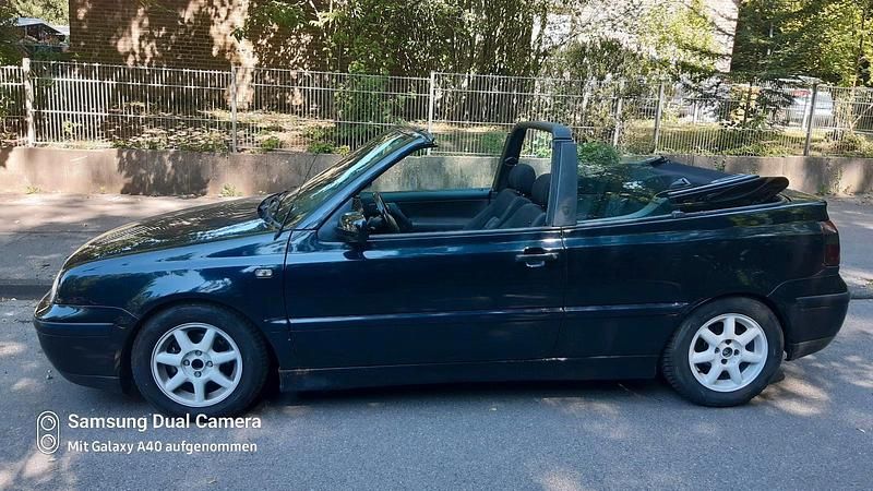 Blau Gebraucht 1998 VW Golf Cabriolet Cabrio | 1.599 € (Guter Preis) - Bild 1/4