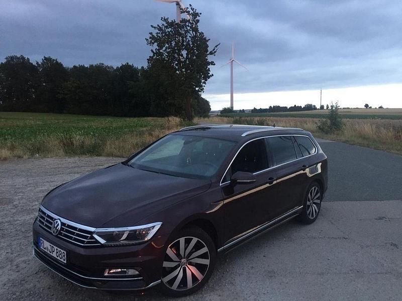 Gebraucht VW Passat Highline 150 PS (110 kW) 2015 Rot Kombi