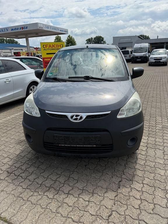 Grau Gebraucht 2010 Hyundai i10 Style Kleinwagen | 1.900 € (Guter Preis) - Bild 1/4