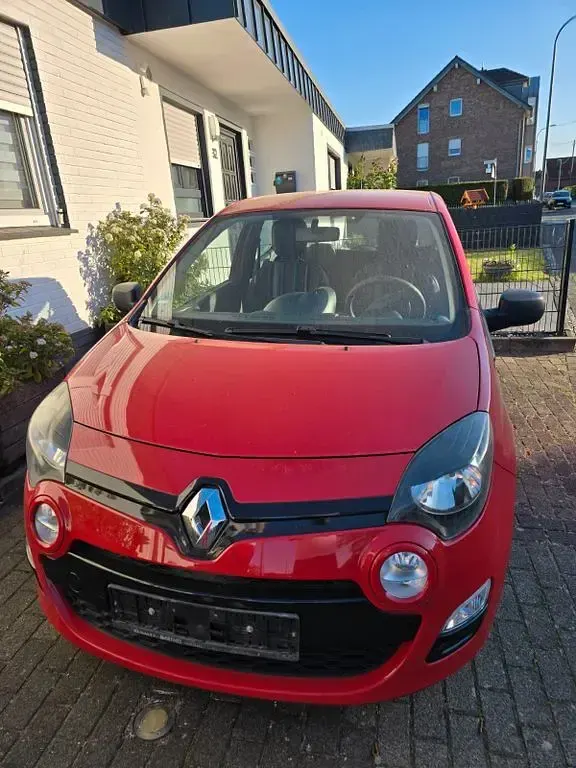 Gebraucht Renault Twingo 75 PS (55 kW) 2012 Rot Kleinwagen