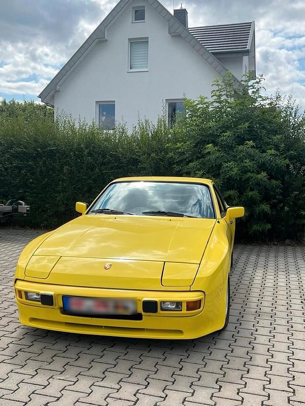 Gebraucht Porsche 944 163 PS (119 kW) 1982 Gelb Coupé