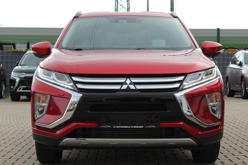 Gebraucht Mitsubishi Eclipse Cross Active 163 PS (119 kW) 2019 Rot SUV
