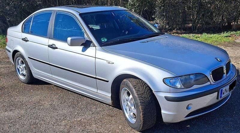 Gebraucht BMW 318 143 PS (105 kW) 2004 Silber Limousine