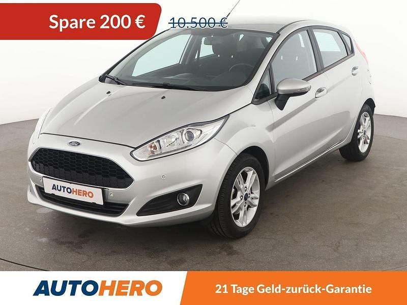 Grau Gebraucht 2017 Ford Fiesta Celebration Kleinwagen | 9.890 € (Guter Preis) - Bild 1/3