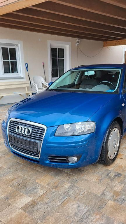 Gebraucht Audi A3 Sport 140 PS (102 kW) 2006 Blau Kleinwagen