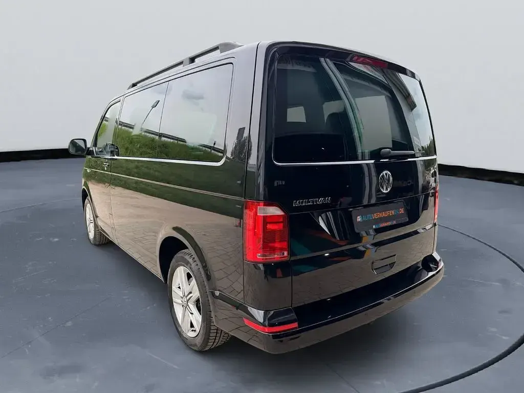Używany VW T6 150 KM (110 kW) 2017 Czarny Van