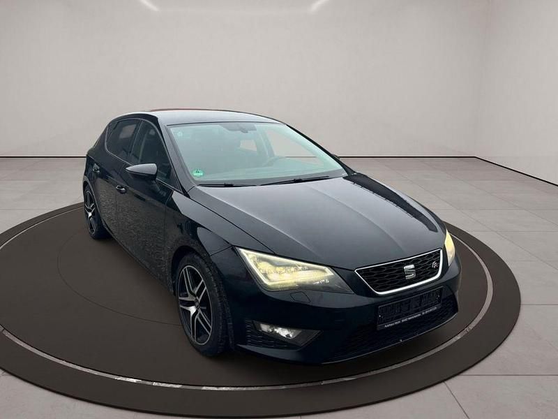 Schwarz Gebraucht 2015 Seat Leon FR Limousine | 10.700 € (Guter Preis) - Bild 1/4
