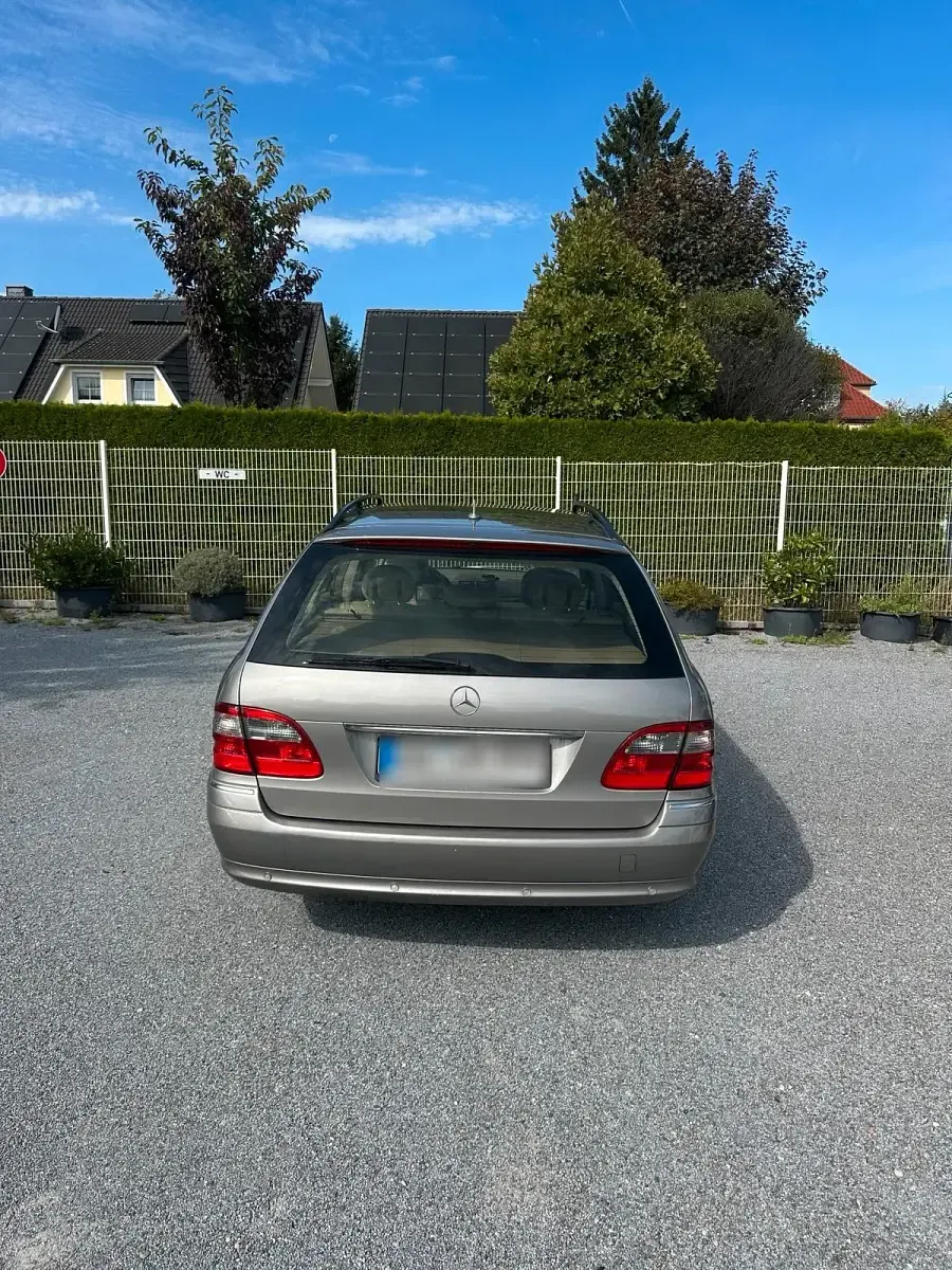Używany Mercedes E280 Elegance 190 KM (139 kW) 2006 Kombi